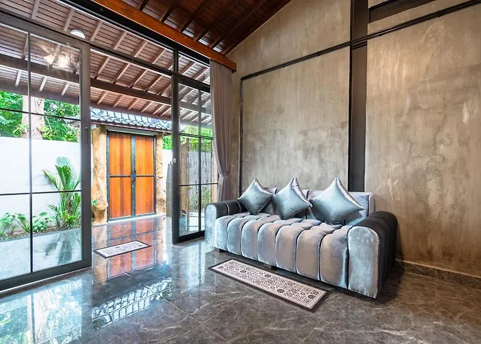 2 Bedroom Private In Sayan *